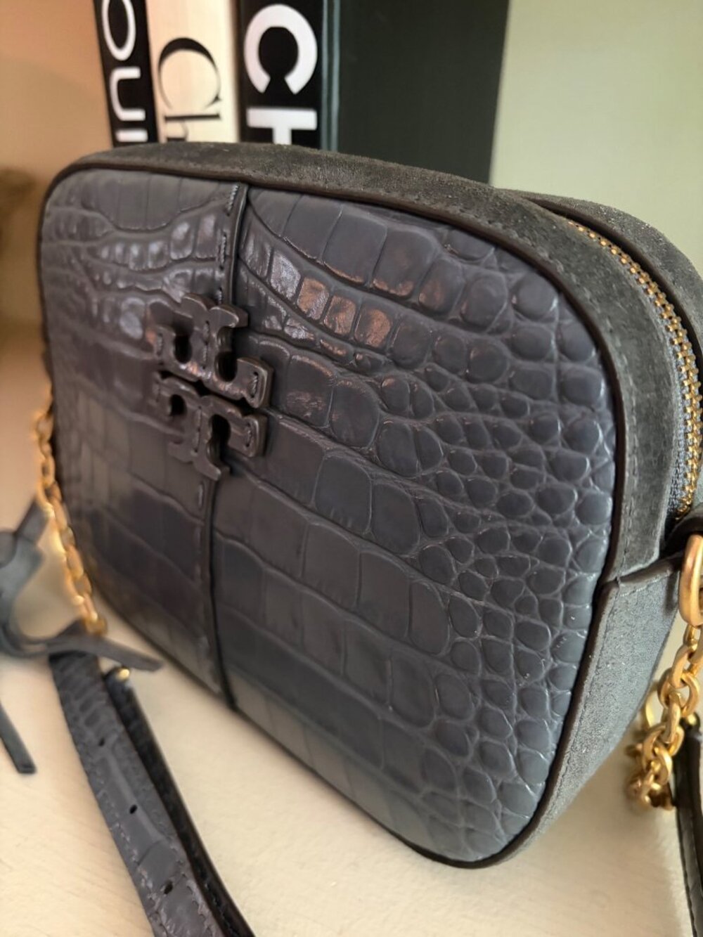 TORY BURCH McGraw Croc Embossed Leather Camera Bag Crossbody - Picture 7 of 14